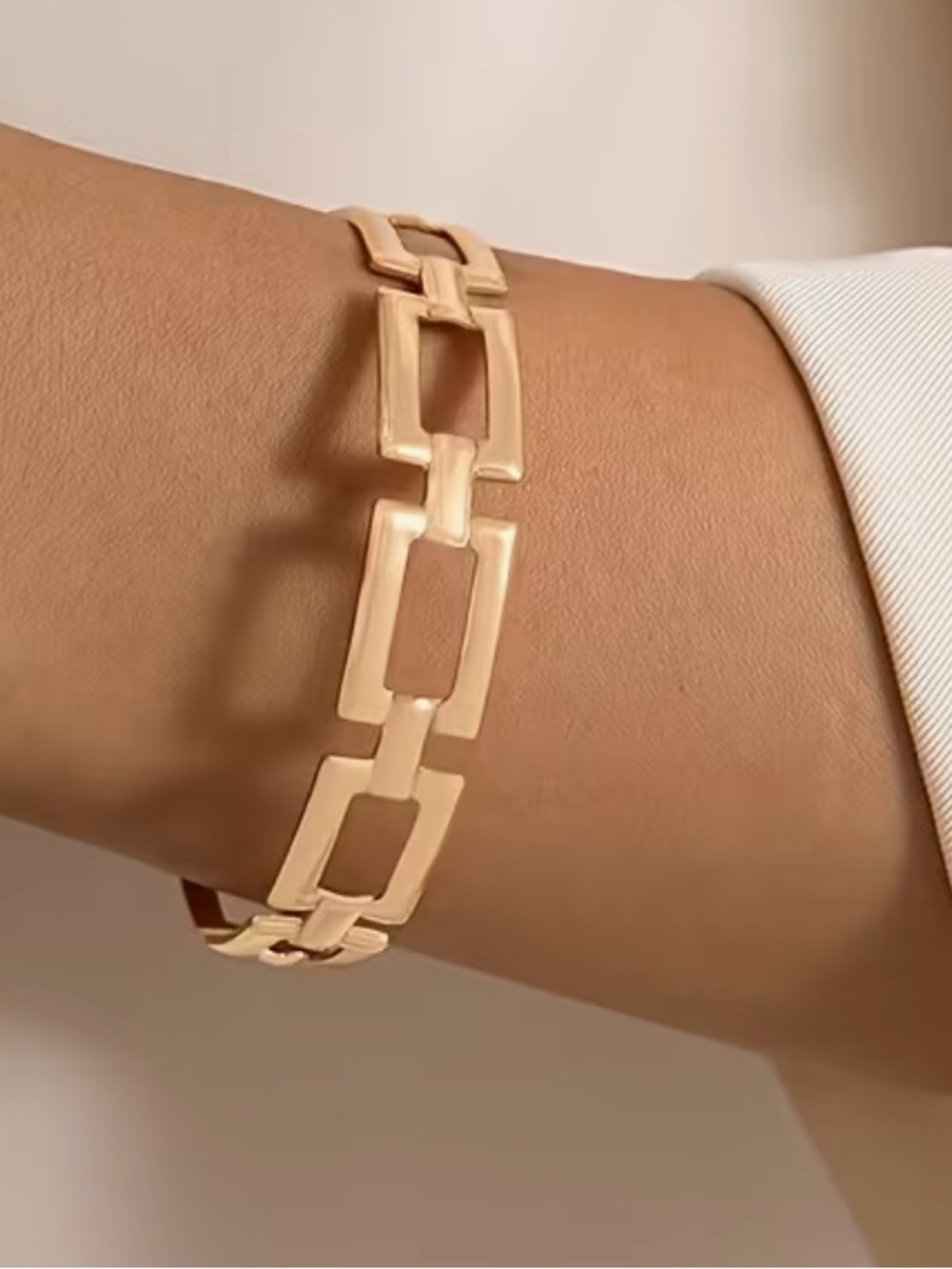 Twice Chic Boutique Gold Rectangular Link Bracelet